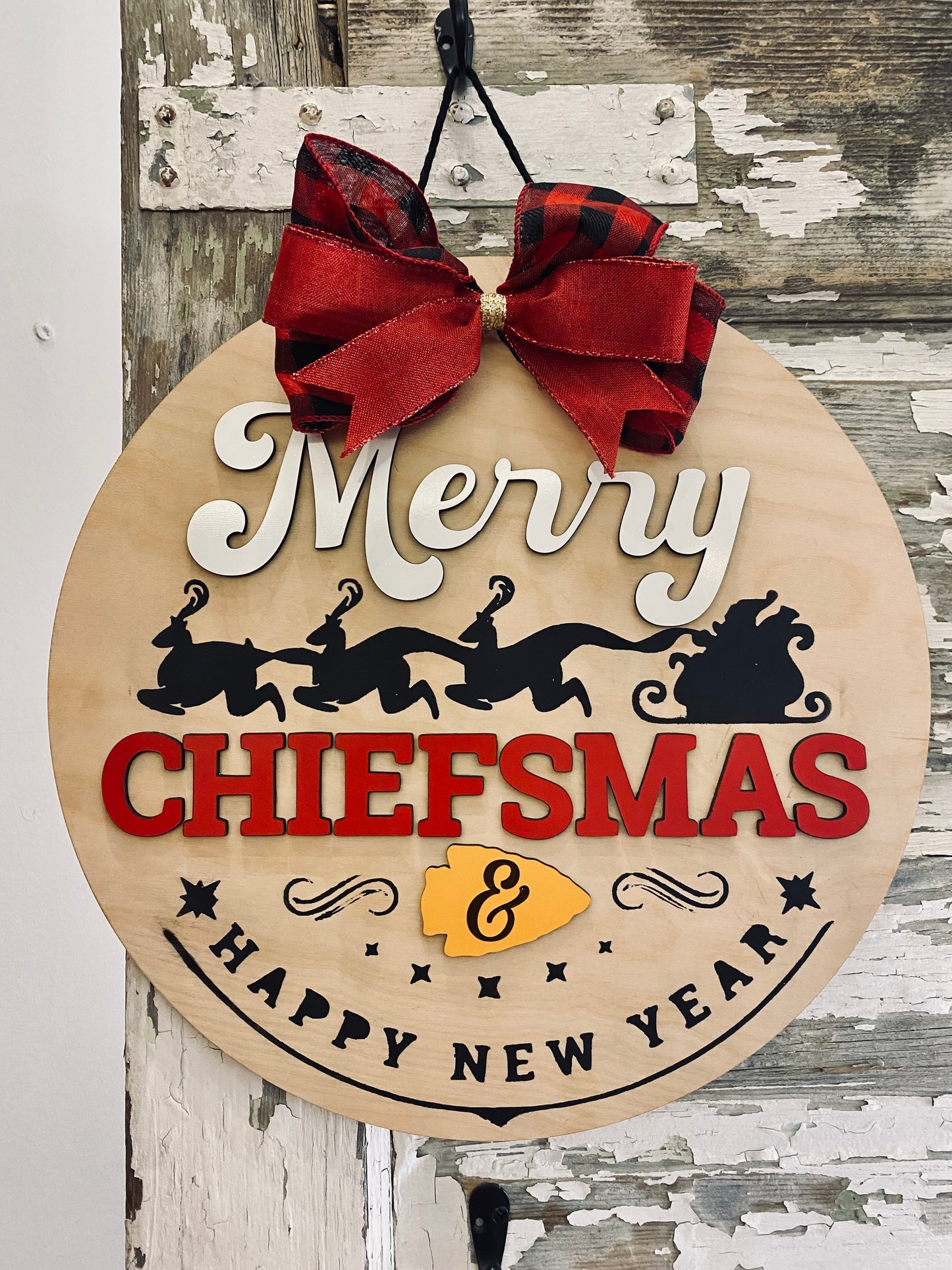 Kansas City Chiefs Merry Chiefsmas Happy New Year Football Round Front Door Christmas Sign